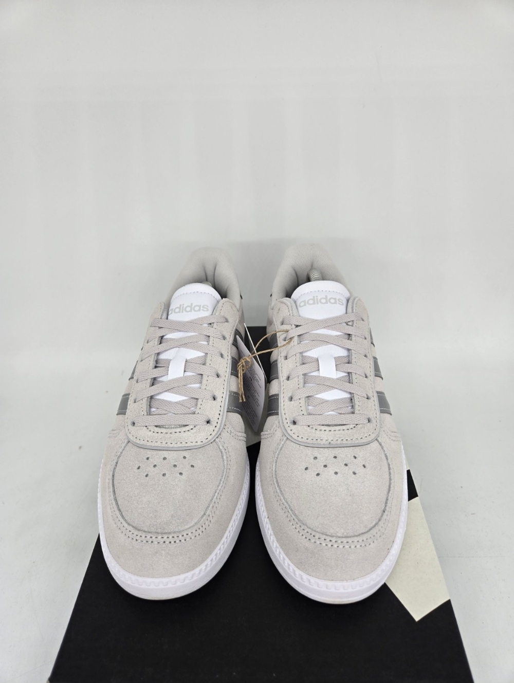 adidas Women's Breaknet Sleek JQ8267 Grey Silver Metallic Shoes Size 6 - Picture 2 of 8